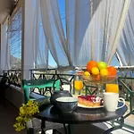 Apartman το σπίτι της μέλισσας 1 *