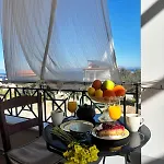 το σπίτι της μέλισσας 1 * Tirósz