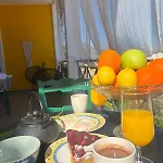 Apartman το σπίτι της μέλισσας 1