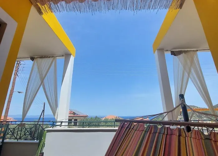 το σπίτι της μέλισσας 1 *