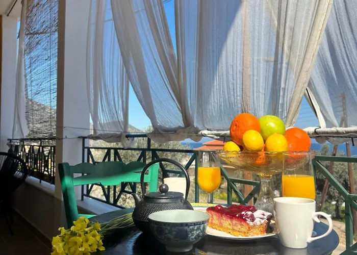 Apartment το σπίτι της μέλισσας 1 *